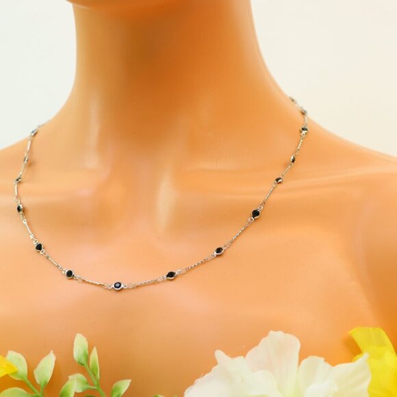 Minimalist Necklace, Sleek & Modern Design, Women’s Fashion, YC110493-N - Picture 6 of 10